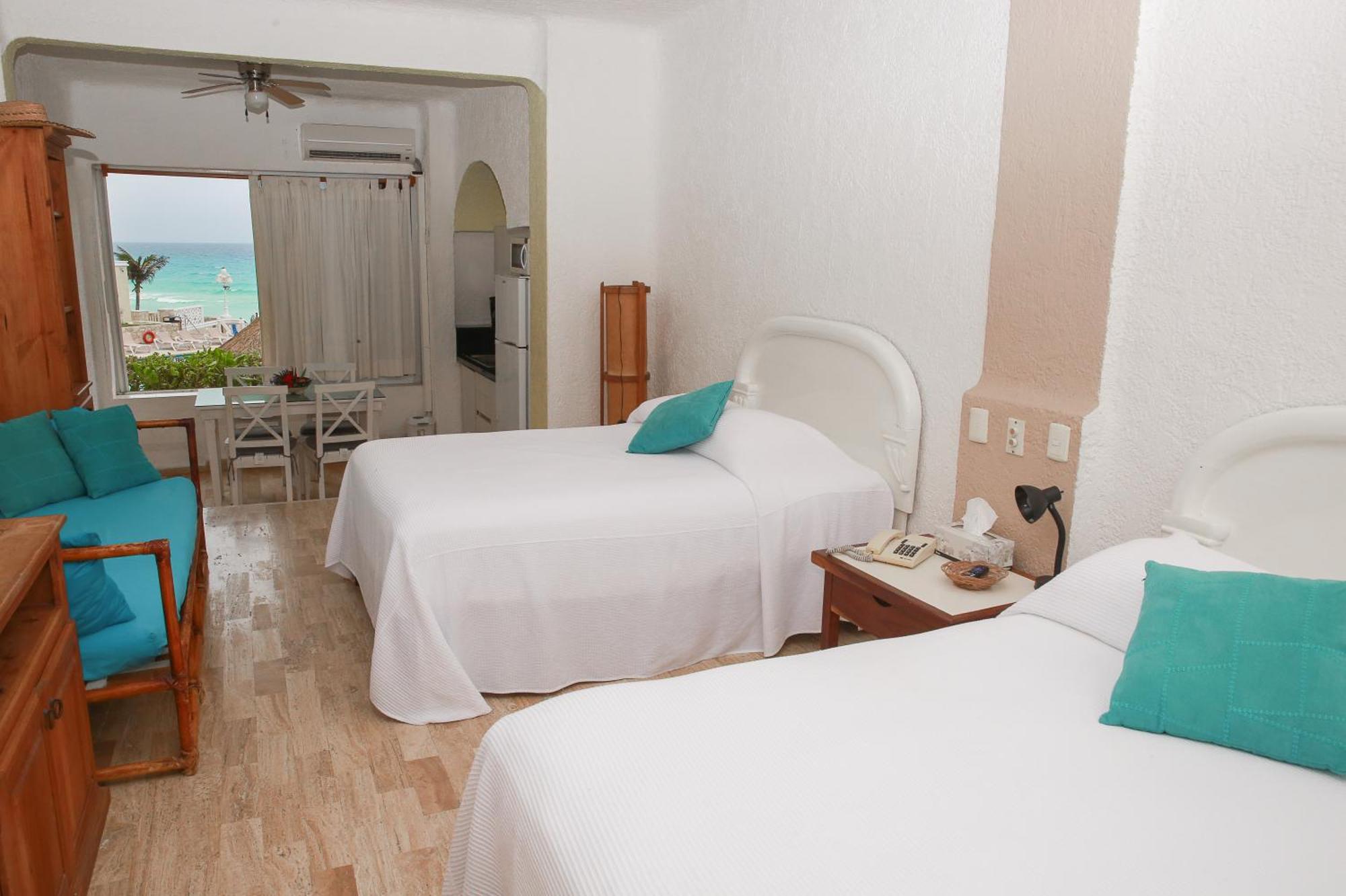 Cancun Beach Aparthotel Brisas ภายนอก รูปภาพ