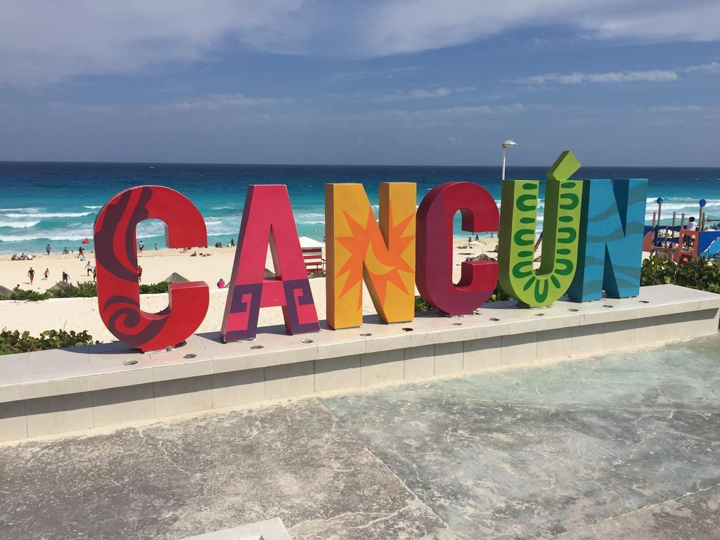 Cancun Beach Aparthotel Brisas ภายนอก รูปภาพ